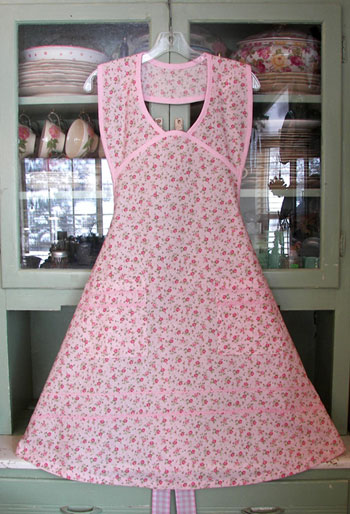 1940 Pink Tea All Over Apron